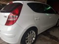 Hyundai I30 2009 Gasoline Automatic White for sale-8