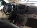 Toyota Hilux 2005 Diesel Manual White-4