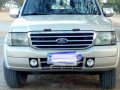 SELLING Ford Everest 2006 manual trans.diesel-0