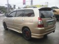 TOYOT AInnova diesel g matic 2005mdl sale 445k-5