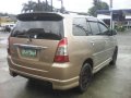 TOYOT AInnova diesel g matic 2005mdl sale 445k-3