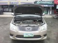 TOYOT AInnova diesel g matic 2005mdl sale 445k-7