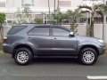 2011 TOYOTA FORTUNER DIESEL automatic dual airbags-2