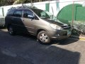 SELLING Toyota Innova G manual 2006-1