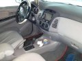 Toyota Innova E 2009 diesel matic FOR SALE-3