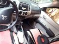 Mitsubishi Strada 2010 for sale -9