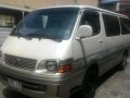 2004 Toyota Hiace commutter van dsl local-1