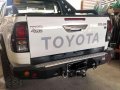 Toyota Hilux 2016 white 4x4 manual FOR SALE-1