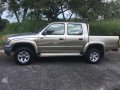 2005 Toyota Hilux SR5 4x4 manual FOR SALE-2