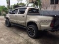 SELLING TOYOTA Hilux G 2015-3