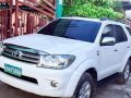 TOYOTA FORTUNER 2009 FOR SALE-3