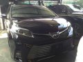 2018 Toyota Sienna limited AWD. NEW LOOK-11