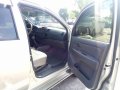 Toyota Hilux 2012 E manual transmission all stock-7