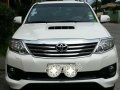 2014 TOYOTA FORTUNER V Top of the line 4x2-0