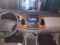 Toyota Innova G 2010 MT FOR SALE-2