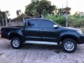 SELLING Toyota Hilux G-1