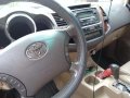 TOYOTA Fortuner 2010 Diesel automatic excellent condition-10