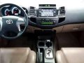 2014 Toyota Fortuner 2.5 4X2 V DSL AT Php 1,008,000 only!-10