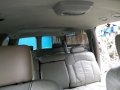 Almost brand new Chevrolet Suburban Gasoline 2001-2