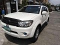 TOYOTA Fortuner 2010 Diesel automatic excellent condition-2