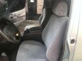 2002 Toyota Hiace Grandia diesel matic -2