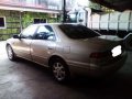 Cashmere Beige Metallic Toyota Camry 1999-4