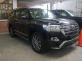 2018 Toyota Land Cruiser VX Platinum Edition Dubai Version-0