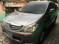 SELLING TOYOTA Innova g 2009-1