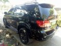 Toyota Fortuner V 4x4 Top of the Line 2006-1