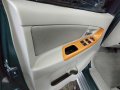SELLING Toyota Innova G gas 2010model-8
