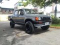 95 Toyota Hilux LN106 4x4 FOR SALE-10