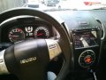 Isuzu MU-X 2017 for sale-8