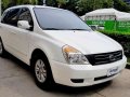 Kia Carnival LX M-T CRDI Turbo Diesel 2012-1