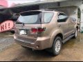 SELLING TOYOTA FORTUNER 2005 4x4-2