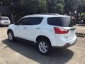 2016 Isuzu MUX 30 LS-A AT Casa Record-5