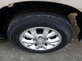 2011 Toyota Innova E 2.0 vvti Gasoline -7