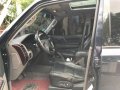 Almost brand new Mitsubishi Pajero Gasoline 2005 -3