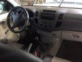 Toyota Hilux 2005 Diesel Manual White-4