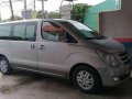 Hyundai Grand Starex Vgt 2010 for sale-2