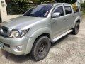 2010 Toyota Hilux E ( G look) 4x2 Manual for sale -1