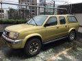 Nissan Frontier 2002 Diesel Automatic Gold-3