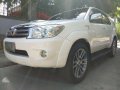 Toyota Fortuner V 2010mdl 4x4 automatic trans.-1