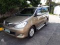 Toyota Innova G 2010 for sale -0