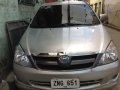 TOYOTA Innova J 2008 model-4