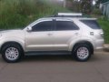 For sale only 2012 TOYOTA Fortuner Manual Diesel 4x2-6
