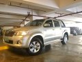 Toyota Hilux 2012 4x4 AT FOR SALE-2