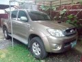 Toyota Hilux 2011mdl automatic 4x4 pick up-4