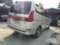 Rush Sale Nissan Serena Top of the line 2000 model-5