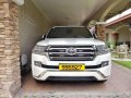 2017 Toyota Land Cruiser series 200 Dubai Version "full options"-4