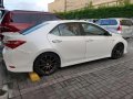 2015 Toyota Corolla Altis 2.0v AT White Pearl-1